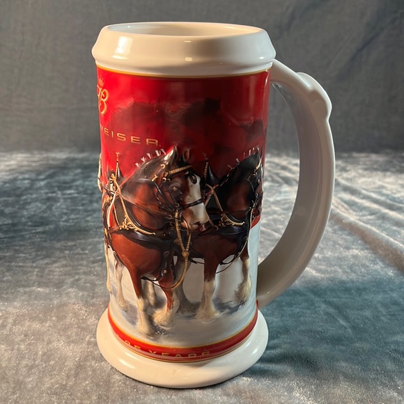 2004 Budweiser Christmas Stein - Picture 3 of 4